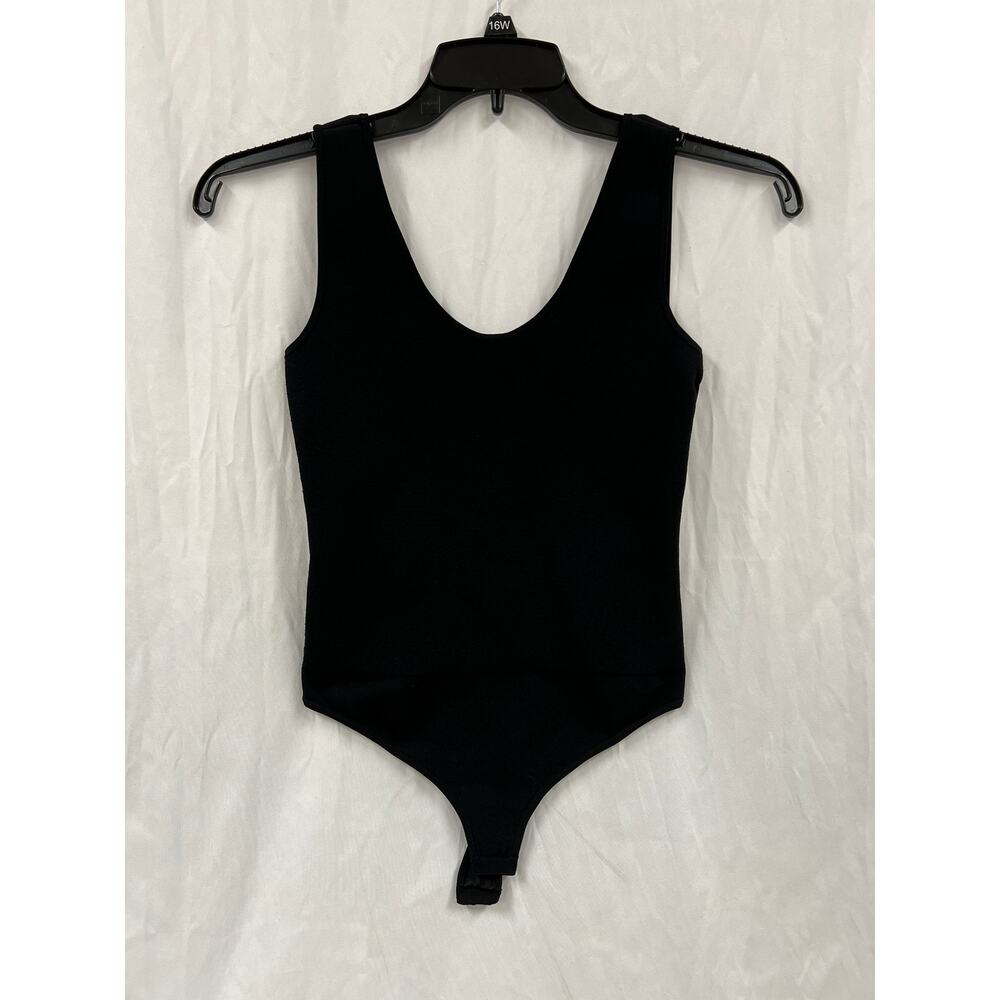 A.L.C. Black Sleeveless Scoop Neck Bodysuit